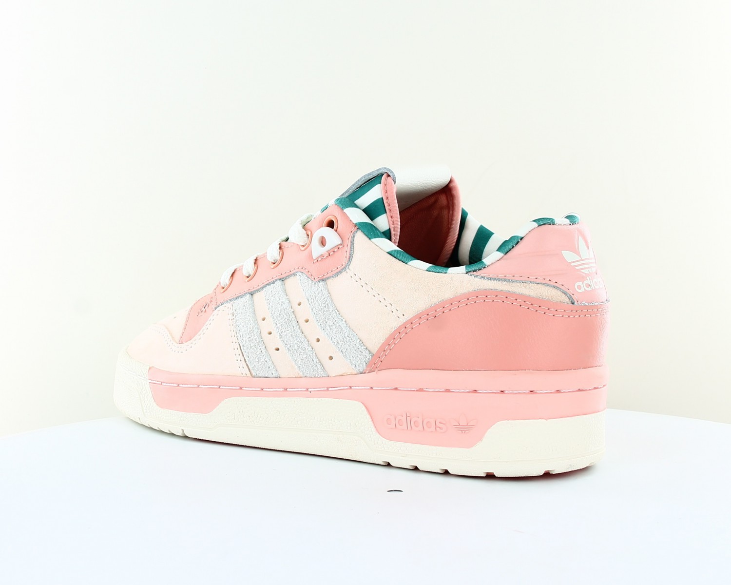 Adidas Rivalry low femme premium Rose beige gris vert H04403